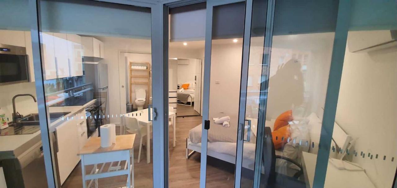 Dana-Cozy Studio With Shared Entry In The City Canberra Exteriör bild